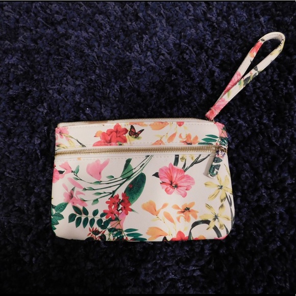 Floral Hand Purse! - Picture 1 of 4